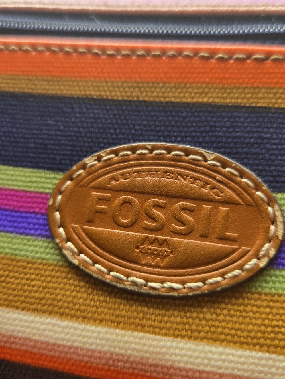 Fossil Multi-Color Striped Clutch Wallet - Picture 4 of 7